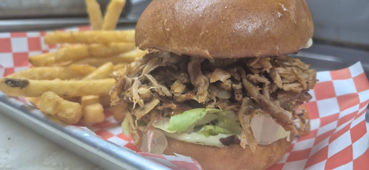 Pulled Chicken Sandwich
